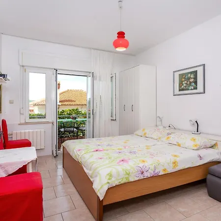 1 Bedroom Lovely In Apartman *